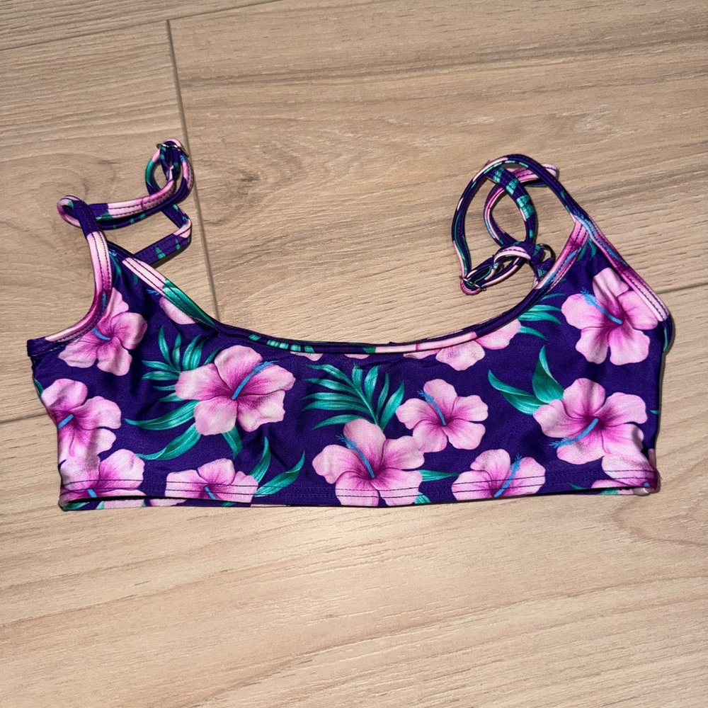 Frankie’s bikini small top